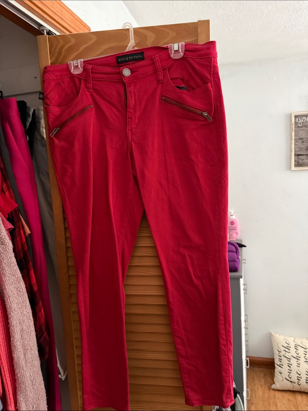 Rock & Republic Women's Cropped Jeans in Bright Red